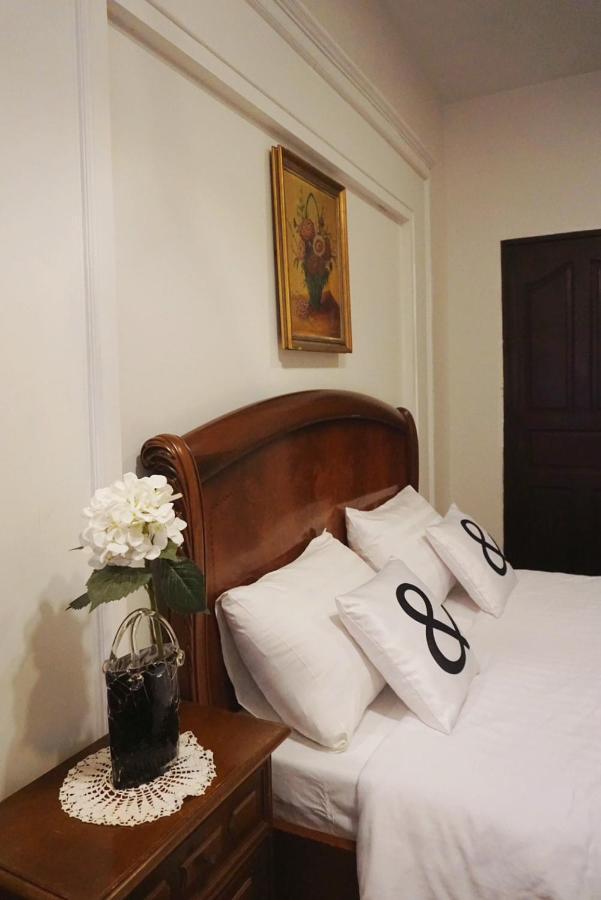Manee Guesthouse And Record บ้านมานี チエンマイ エクステリア 写真