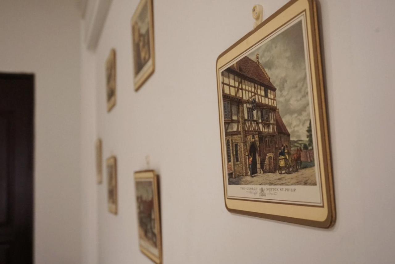 Manee Guesthouse And Record บ้านมานี チエンマイ エクステリア 写真