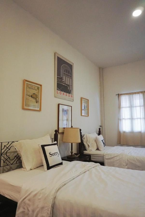 Manee Guesthouse And Record บ้านมานี チエンマイ エクステリア 写真